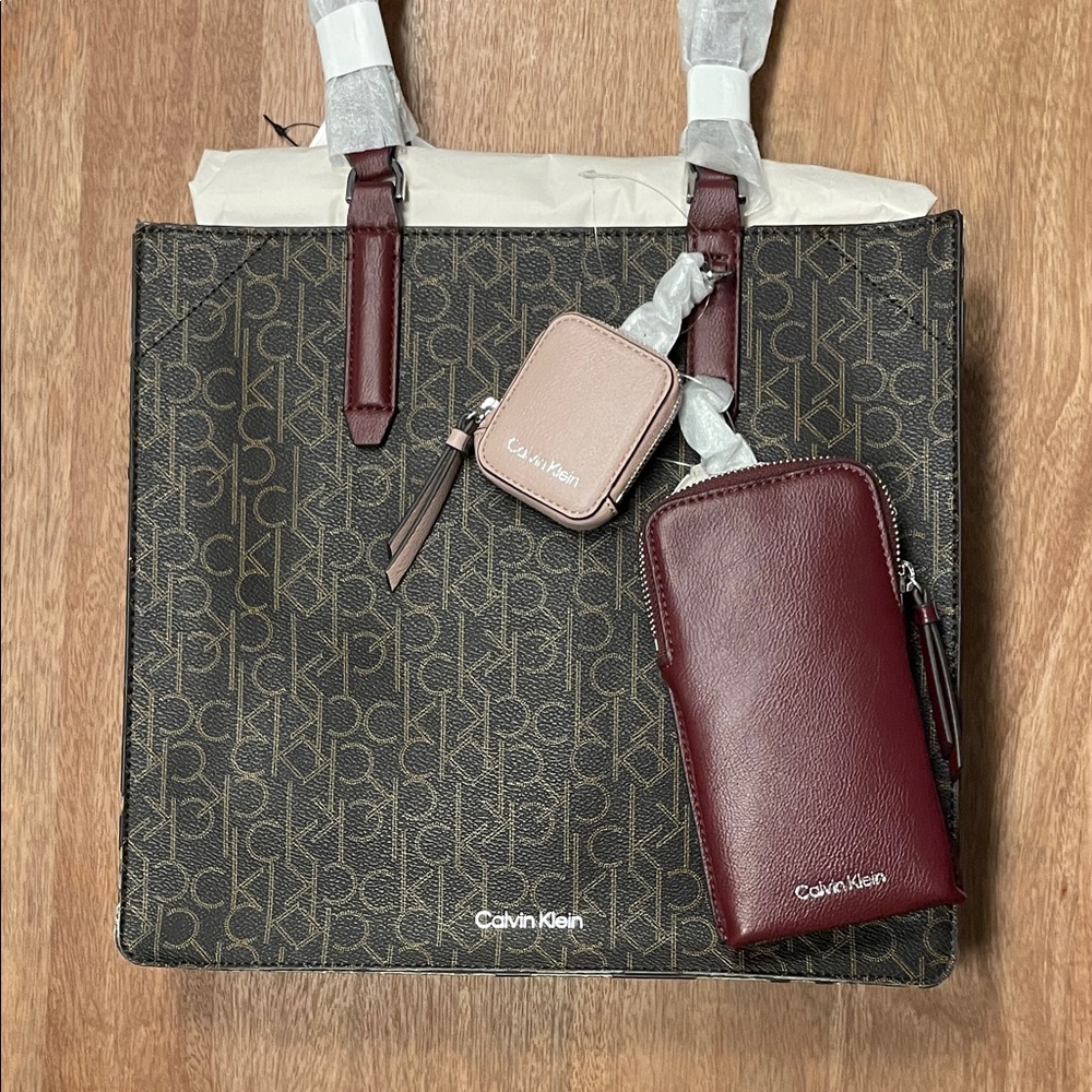 Calvin Klein Gene Monogram Tote Bag with Two Pouches — NWT